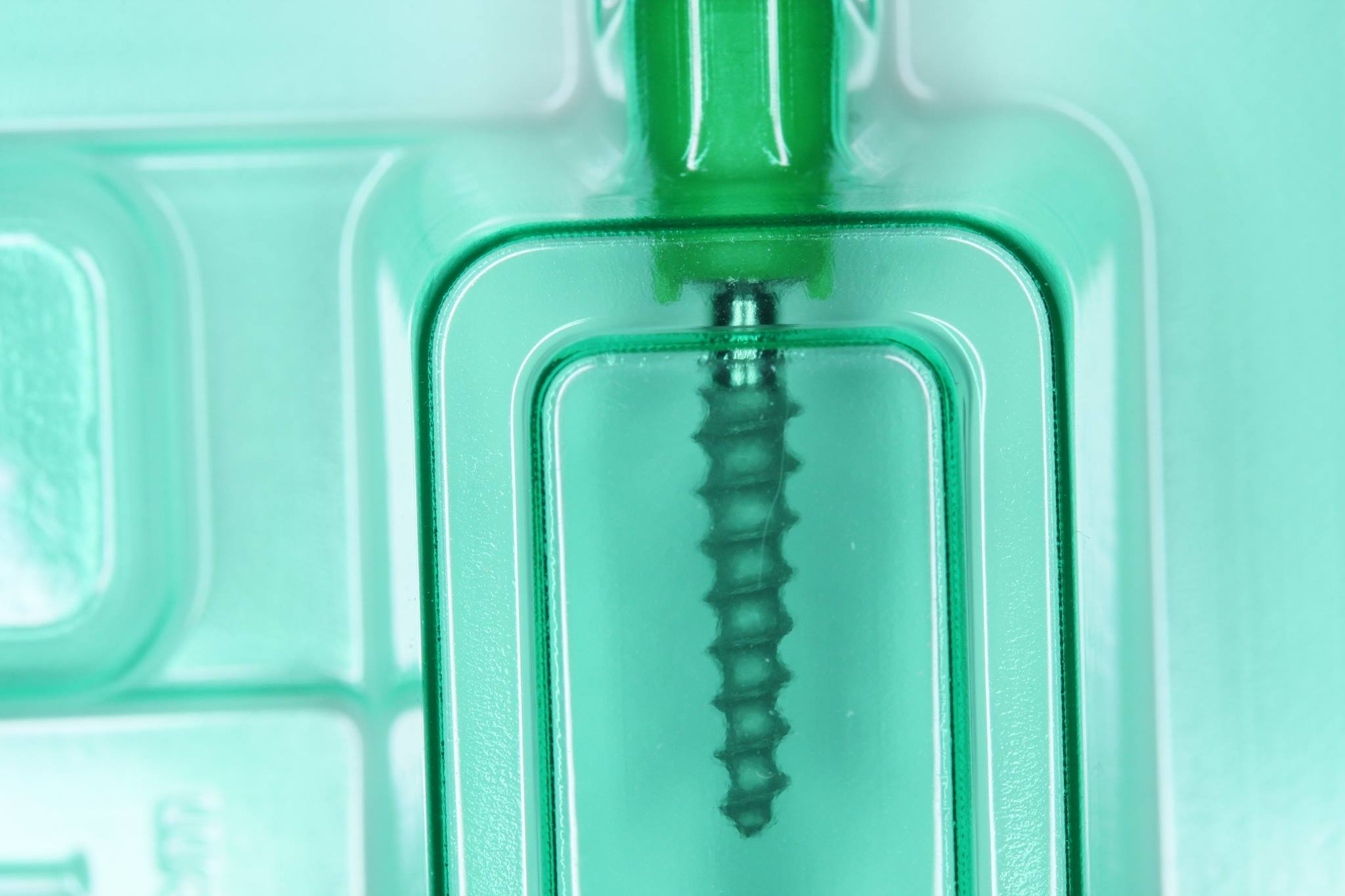 Roott implantes de compresión.